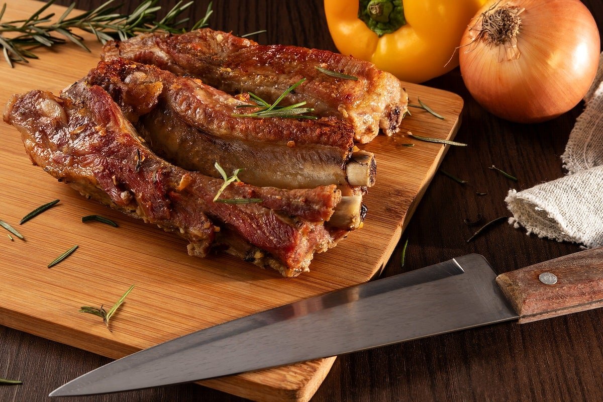 Sweet and Spicy Barbecue Ribs